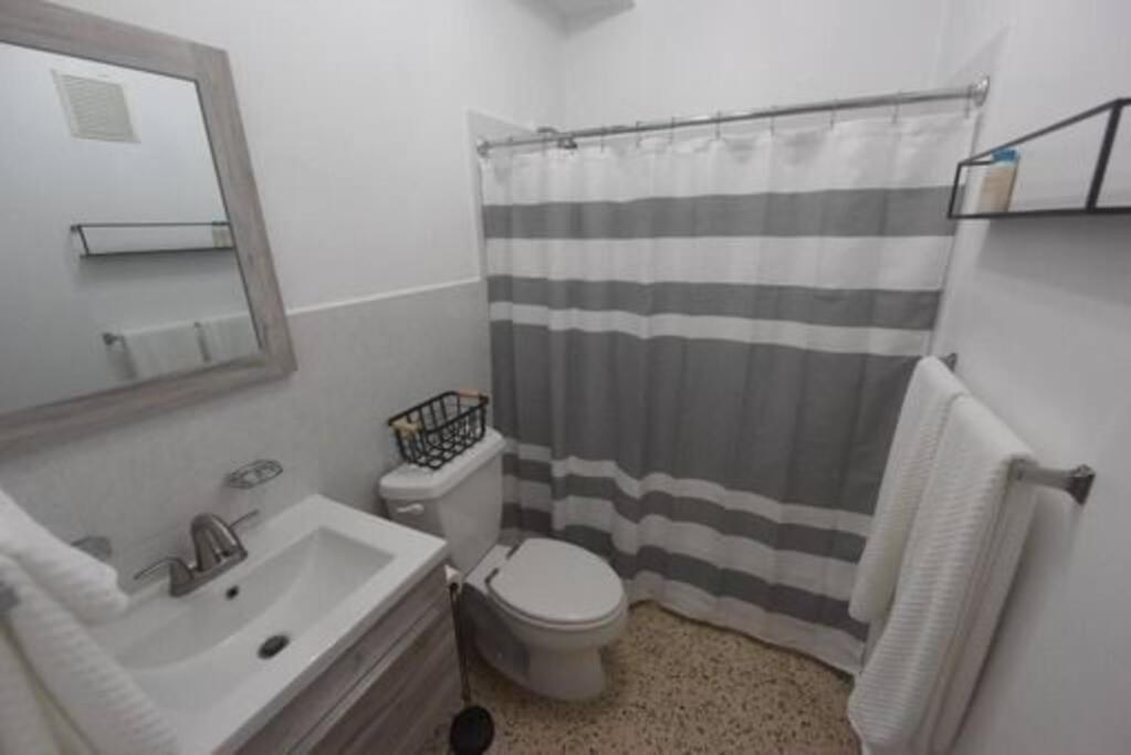 Cozy Apartment In The Heart Of The City Ponce Eksteriør billede